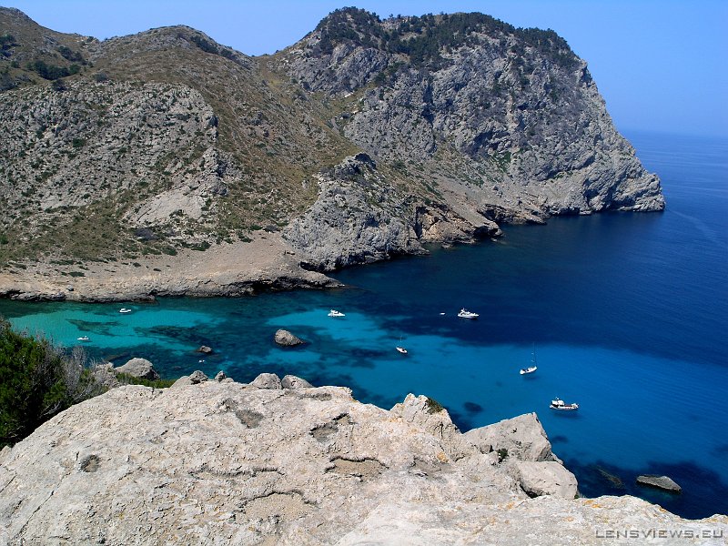 P6301401 OLYMPUS DIGITAL CAMERA         