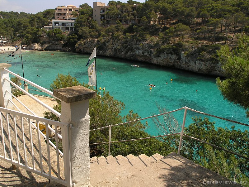 P7061780 OLYMPUS DIGITAL CAMERA         